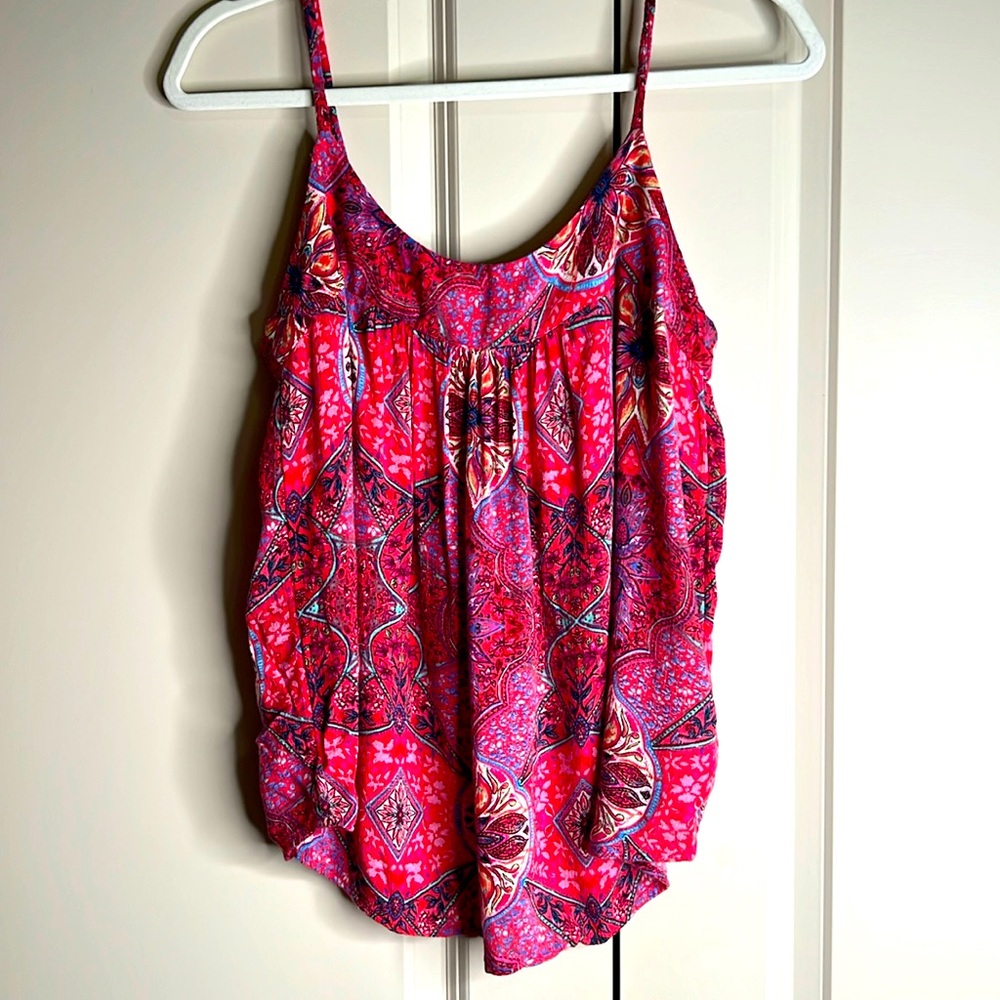 Tank top. Gap. Sized Medium.